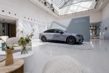Mercedes-Benz Studio Praha se otevřelo návštěvníkům